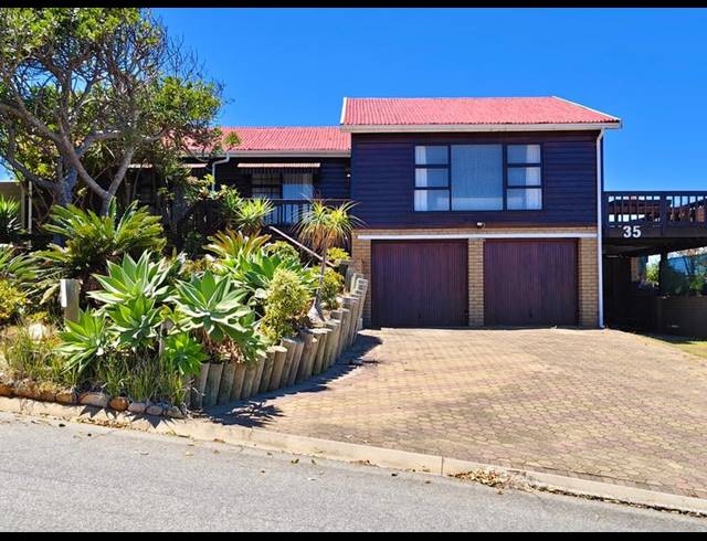 3 BEDROOM HOUSE FOR SALE IN DANA BAY